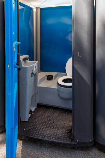 Portable Toilet Options We Offer in Gray, TN
